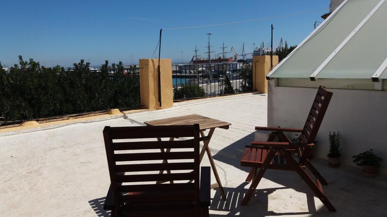 Apartamento Puerta Al Mar Cadiz Bagian luar foto