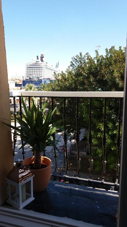 Apartamento Puerta Al Mar Cadiz Bagian luar foto