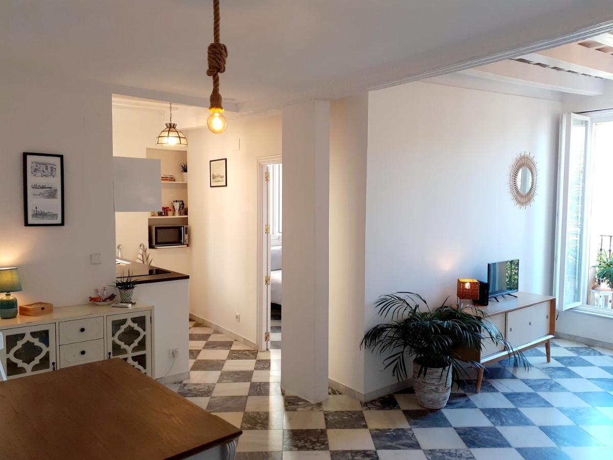 Apartamento Puerta Al Mar Cadiz Bagian luar foto